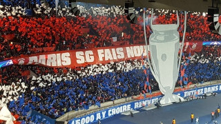 Εντυπωσιακό coreo, φοβερή ποδοσφαιρική ατμόσφαιρα (pics+video)