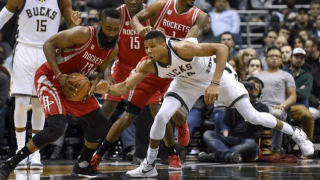 Προσκύνησε τους Ρόκετς ο Γιάννης, το βιολί τους οι Ράπτορς (vids)