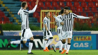 Καταιγιστικός                  και πάει για την 6η κούπα