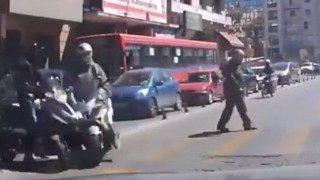 Θεσσαλονίκη: Βίντεο από τη σύγκρουση δύο μοτοσικλετιστών στο κέντρο