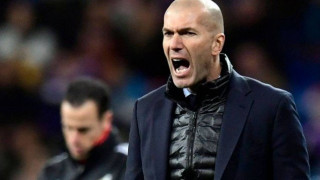 Στο                      στόχαστρο της Παρί ο Ζιντάν