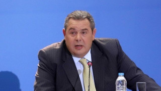 Καμμένος: «Καθαρά» τα κινητά των Ελλήνων στρατιωτικών