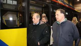 Θεσσαλονίκη: Παραδόθηκαν τα πρώτα τρία λεωφορεία του ΟΑΣΘ από την ΕΛΒΟ