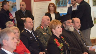 Η ΥΜΑΘ Μαρία Κόλλια-Τσαρουχά εγκαινίασε έκθεση στις Σέρρες