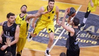 Της κακομοίρας: Του έδωσε μια κλωτσιά προς τον αφανισμό