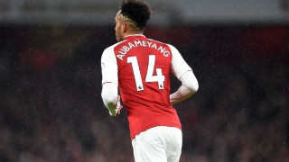 Ράγισε καρδιές ο                       Ομπαμεγιάνγκ!