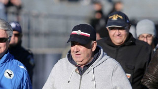 «Πόνταρα σε κουτσά άλογα, καλοί μόνο για να φτιάχνουν το μαλλί τους»