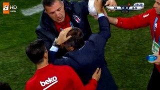 Διακοπή στην Τουρκία, χτυπήθηκε με αντικείμενο ο Γκιουνές (vid)