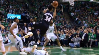 Top-10: Στην κορυφή οι Ράπτορς, μέσα και ο Αντετοκούνμπο! (vid)