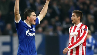 Θέλει ο      Κυριάκος                  και το δείχνει