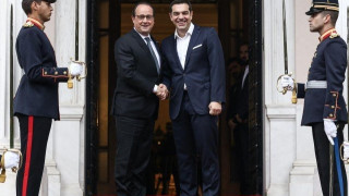 Το νέο βιβλίο του Ολάντ και οι «καυτές» αποκαλύψεις για τον Τσίπρα