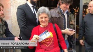 ΠΑΡΑΝΟΙΑ                 για ένα μαγικό χαρτάκι στην Ρώμη