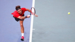 Ίδρωσε αλλά κέρδισε ο Φέντερερ