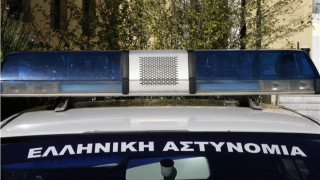 Έχει καταρρεύσει η 22χρονη που πέταξε το μωρό της σε ακάλυπτο
