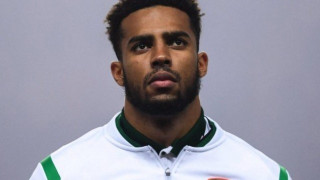 Ρατσιστική      επίθεση                στον        Σάιρους Κρίστι