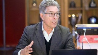 «Βράζουν»  για                            ξένο διαιτητή