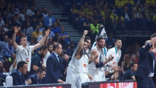 Εξαιρετική Ρεάλ και           φουλ στον τελικό για το 10ο