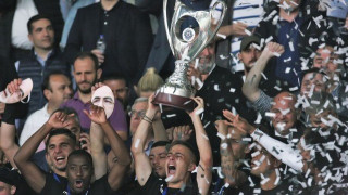 Ο ΠΑΟΚ το            απόλυτο φαβορί     για τον τίτλο