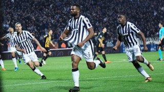 Βαρέλα: «Δεν είμαι και                  ο Ρονάλντο»