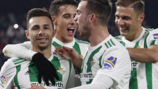 Θα τον αφήσει                      να το εκτελέσει