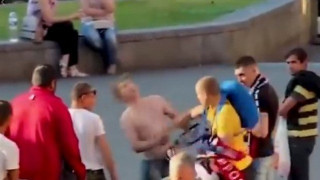 Οπαδός της Λίβερπουλ γρονθοκόπησε Ουκρανό! (ΒΙΝΤΕΟ)