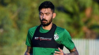 Εδειξαν την                                        έξοδο στον Κλάους