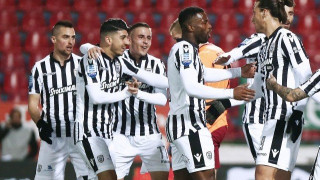 ΠΑΟΚτσήδικη               απόβαση στη Μύκονο (pics)