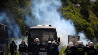 Τι είναι τα χημικά που έριξαν στους διαδηλωτές για τη Μακεδονία