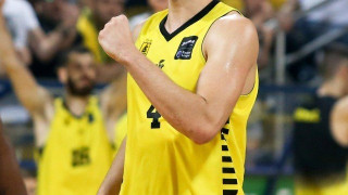 Στον αστερισμό του                        Μποχωρίδη