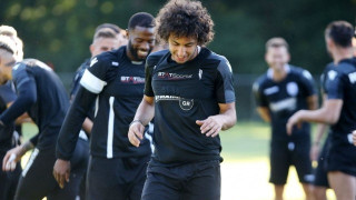 Τα ιδιαίτερα του Λουτσέσκου στον Ουάρντα          (video)