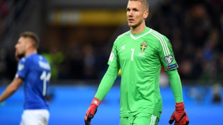 Κοιτάζει Ολσεν                             η Μπαρτσελόνα