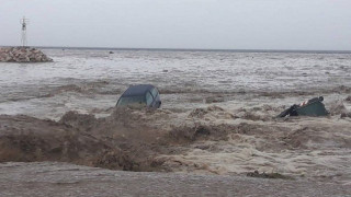 «Πνίγηκε» η Χαλκιδική - Πλημμυρισμένοι δρόμοι & σπίτια (ΦΩΤΟ & ΒΙΝΤΕΟ)