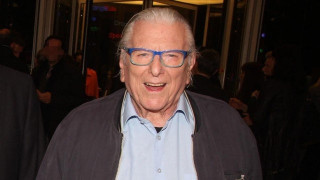 Κώστας Βουτσάς: «Είμαι ακόμα μικρός, 87 χρονών είμαι…» (ΒΙΝΤΕΟ)