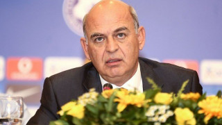 Εμπιστοσύνη FIFA             στον Βαγγέλη Γραμμένο