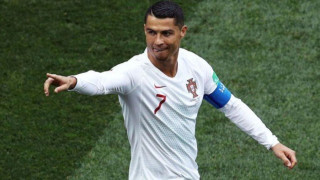 Η… μπηχτή της αδερφής του Ρονάλντο στον Μέσι   (pic)