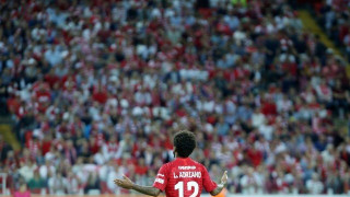 Αποβλήθηκε ο Λουίζ Αντριάνο για χτύπημα εκτός φάσης στον Κρέσπο (vid)