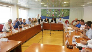 Σταθερή και ομόφωνη θέση της Football League για το «2-4»