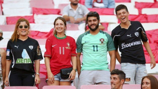 Η οικογένεια Βιεϊρίνια με φανέλες του, στο «Ντα Λουζ»! (pics)