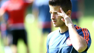 Επαναπροσέγγιση             Αρη με            Νίκο Μαρτίνες