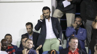 Η Κυβέρνηση           κατάλαβε ότι έχει ανάγκη τον Αρη