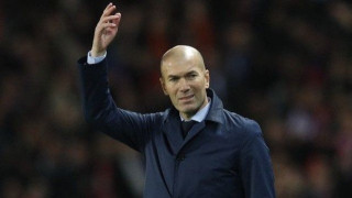 Ανακοίνωσε την επιστροφή του                     ο Ζιντάν