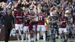 Οι παίκτες της Γιουνάιτεντ προέβλεψαν πότε θα αποχωρήσει ο Μουρίνιο