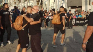 Με συνοδεία Ιβάν έφτασε η αποστολή του ΠΑΟΚ στην Τούμπα!