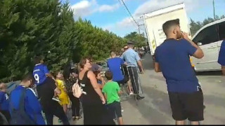 Οπαδοί               υποδέχθηκαν την Τσέλσι στη Σουρωτή (vid)