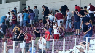 Διακοπή στη Λάρισα λόγω δακρυγόνων... εκτός γηπέδου