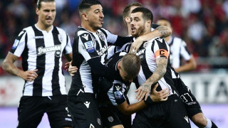 Και αυτοκριτική        ξέρουν να κάνουν αλλά και ποδόσφαιρο να βλέπουν