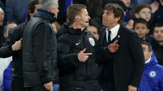 Υποψήφιος και ο                      Κόντε για Μάντσεστερ Γιουνάιτεντ