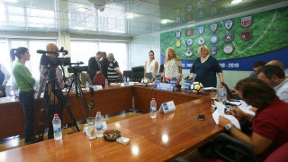 Τότε θα διεξαχθούν τα παιχνίδια της πρεμιέρας στη Football League