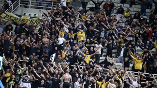 Οι ΑΕΚτσήδες τρολάρουν τους ΠΑΟΚτσήδες με…καλαμάκι (pic)