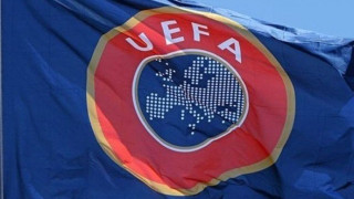 Φωνάζει ο λύκος για να          φοβηθεί ο νοικοκύρης